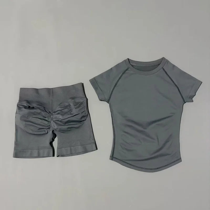 Cinza Tubarão Cor Conjunto Fitness Feminino 2 Peças com Shorts e Camiseta