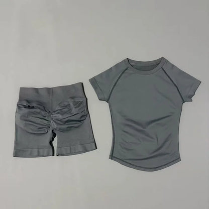 Cinza Tubarão Cor Conjunto Fitness Feminino 2 Peças com Shorts e Camiseta