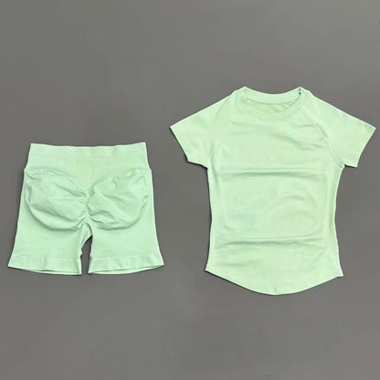 Verde Palmeira Cor Conjunto Fitness Feminino 2 Peças com Shorts e Camiseta